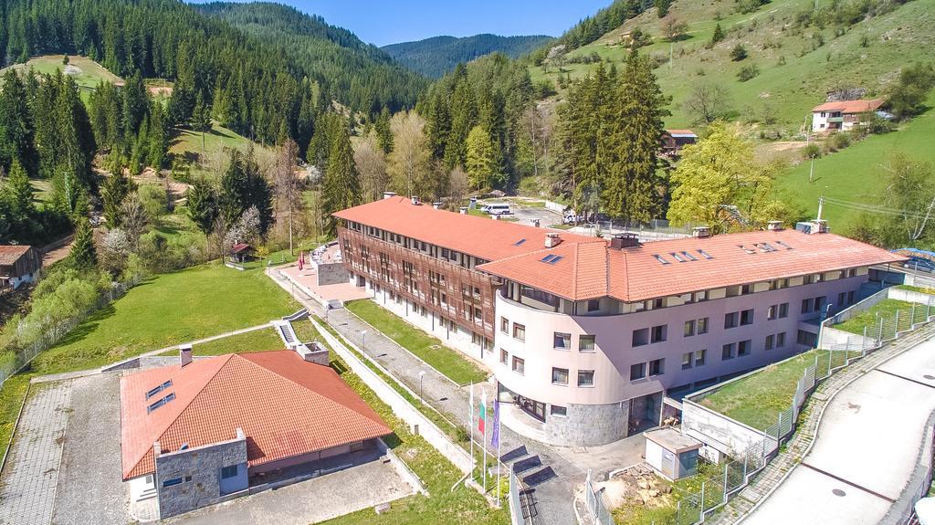 Borika Hotel Čepelare Exteriér fotografie
